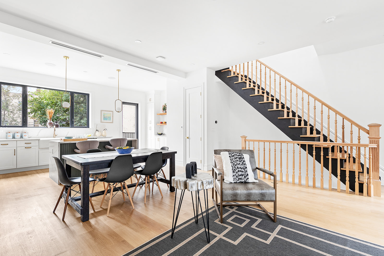 684 Monroe Street Brooklyn, NY 11221 - Photo 4 of 17