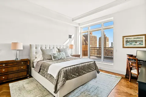 $2,650,000 | 351 East 51st Street, Unit PH7A | Midtown East