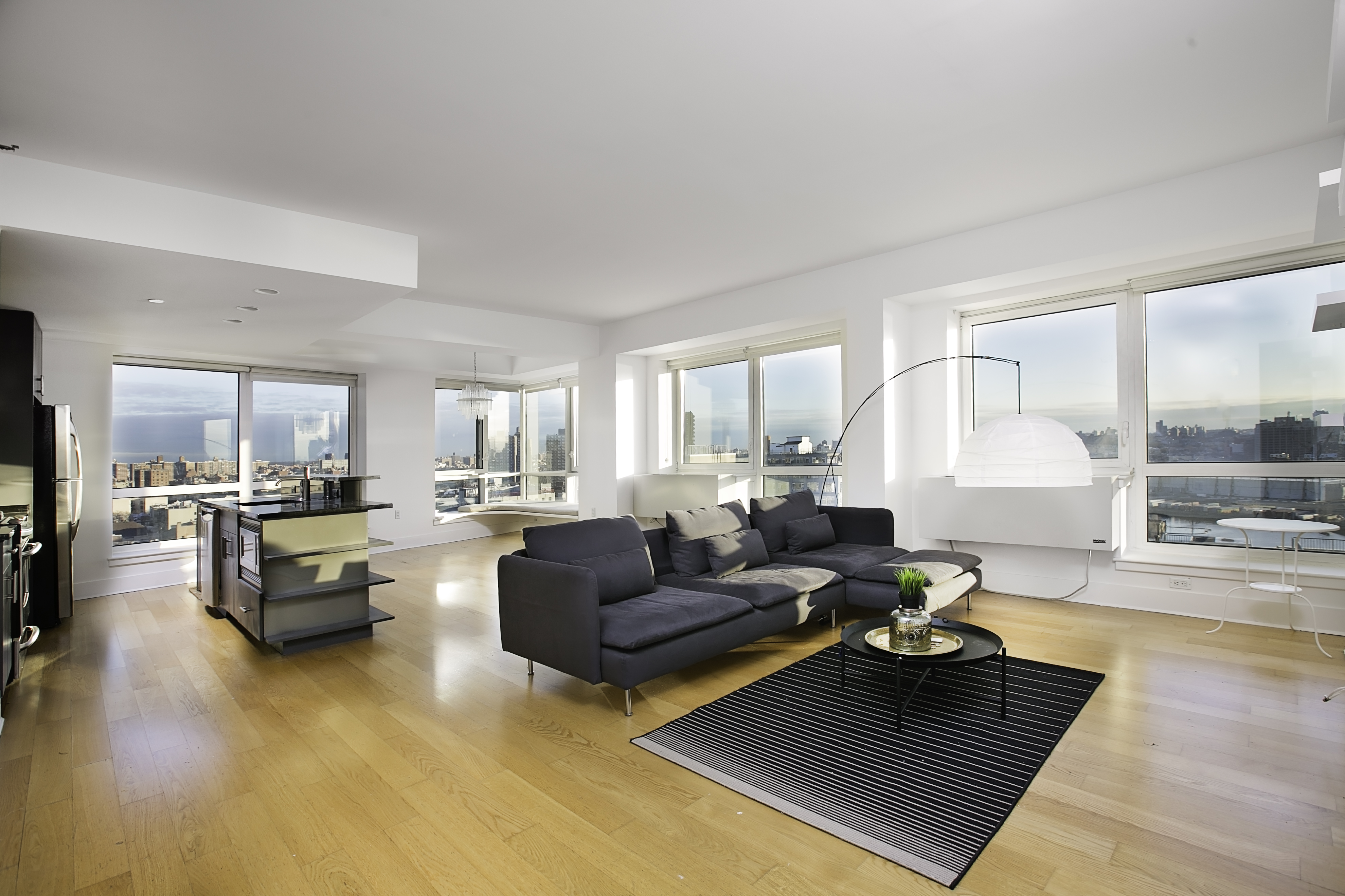 440 Kent Avenue, Unit 18E Brooklyn, NY 11249 - Photo 6 of 8 Gallery Image 6
