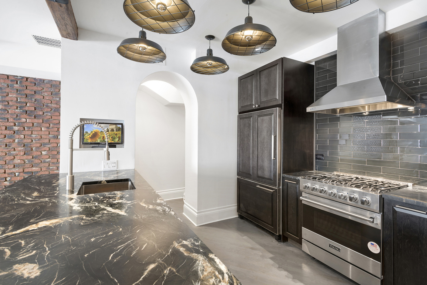 24 West 45th Street, Unit 5 Manhattan, NY 10036 - Photo 5 of 10