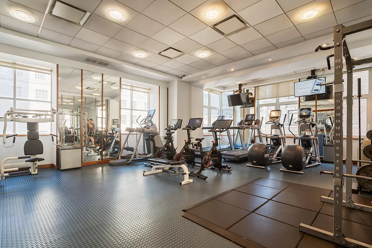 425 5th Avenue, Unit 21E Manhattan, NY 10016 - Photo 6 of 10