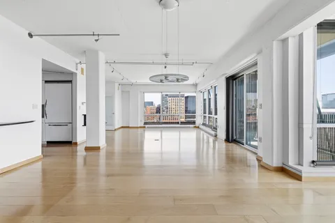 $1,799,000 | 25 Channel Center Street, Unit 1102, Boston, MA 02210