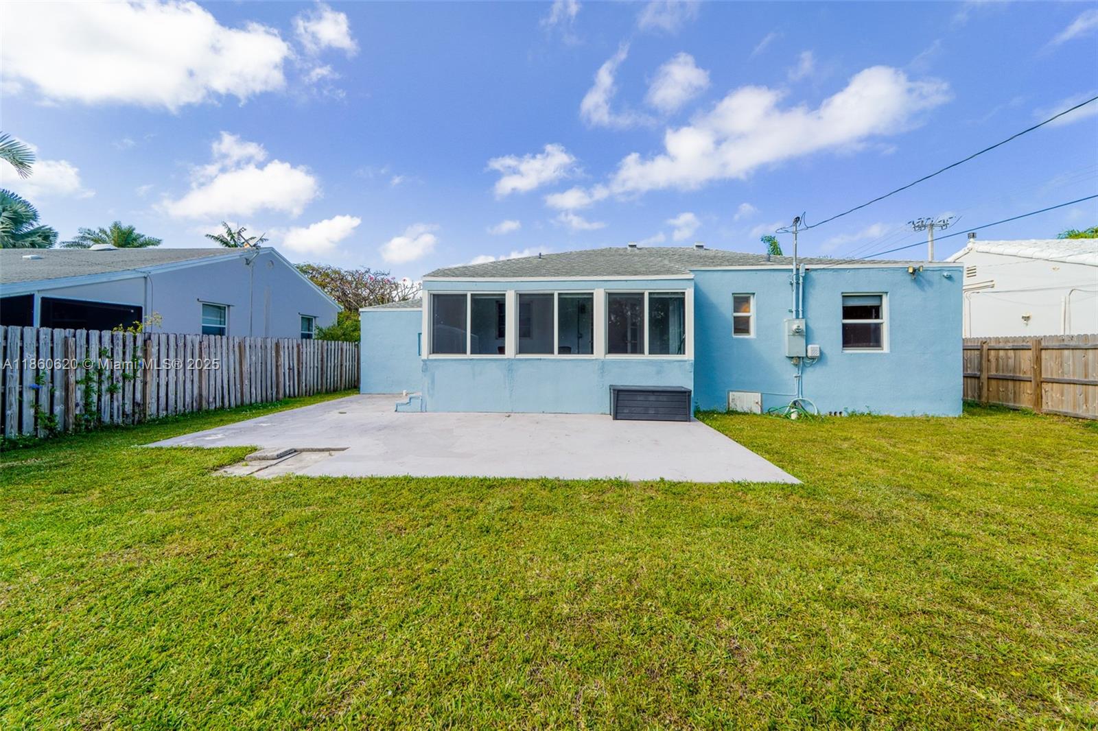 1504 Funston Street Hollywood, FL 33020 - Photo 12 of 26