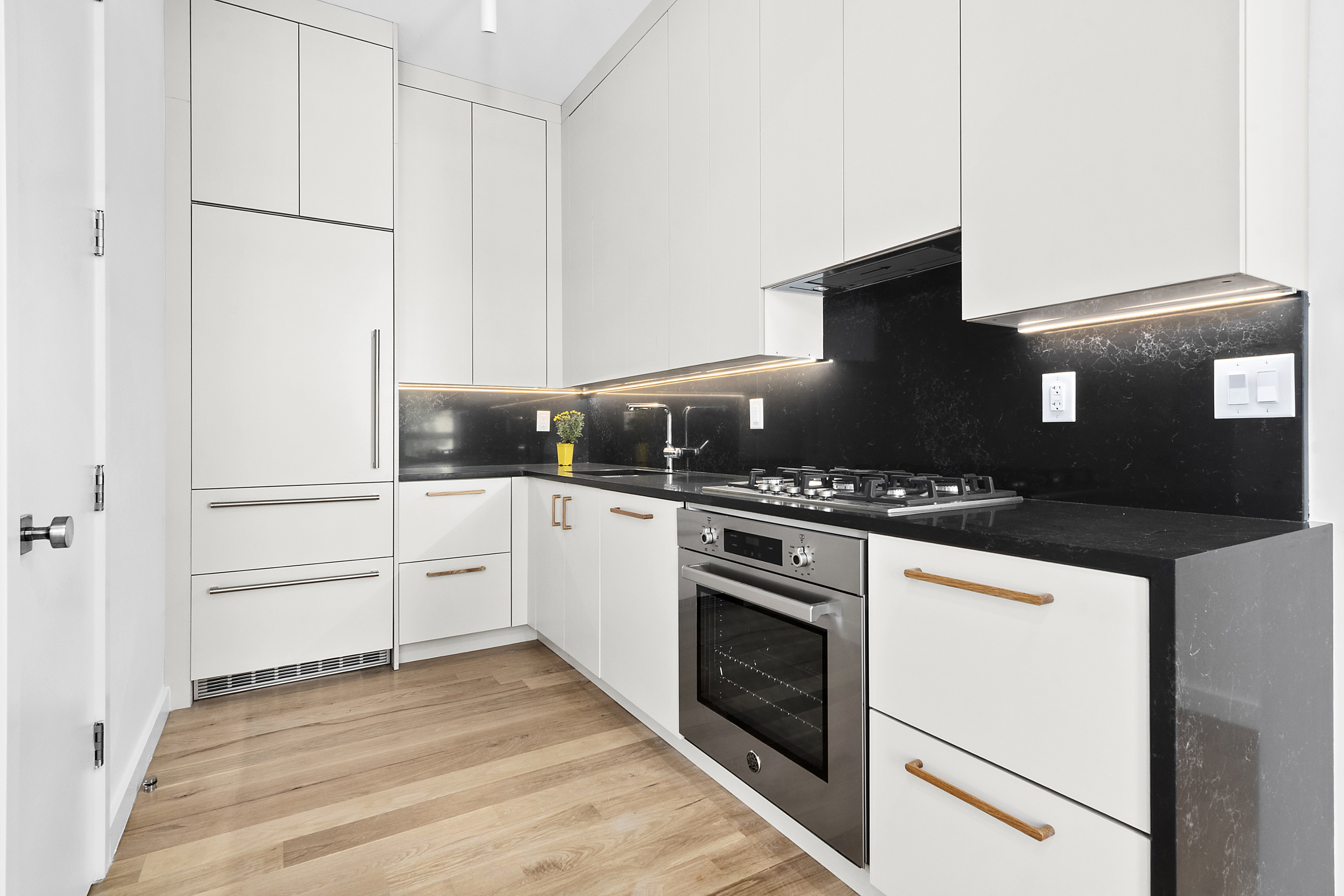 923 Bushwick Avenue, Unit 2B Brooklyn, NY 11221 - Photo 2 of 8