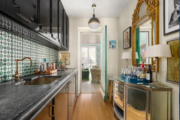 $25,000,000 | 333 West 20th Street | Chelsea