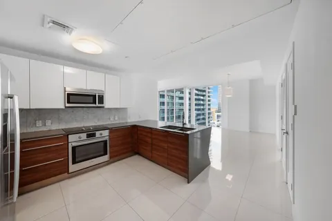 $750,000 | 601 Northeast 27th Street, Unit 1501, Miami, FL 33137