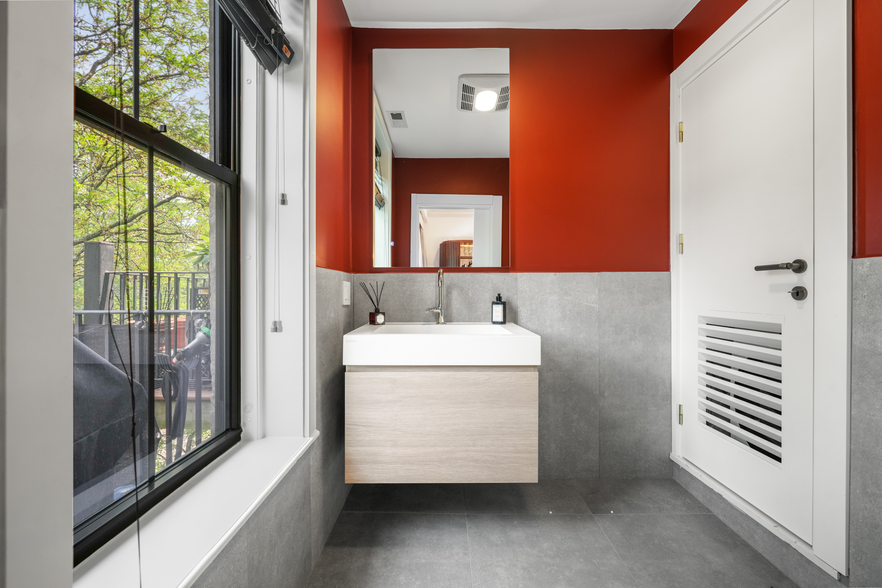 17 Braddock Park, Unit 3 Boston, MA 02116 - Photo 19 of 24