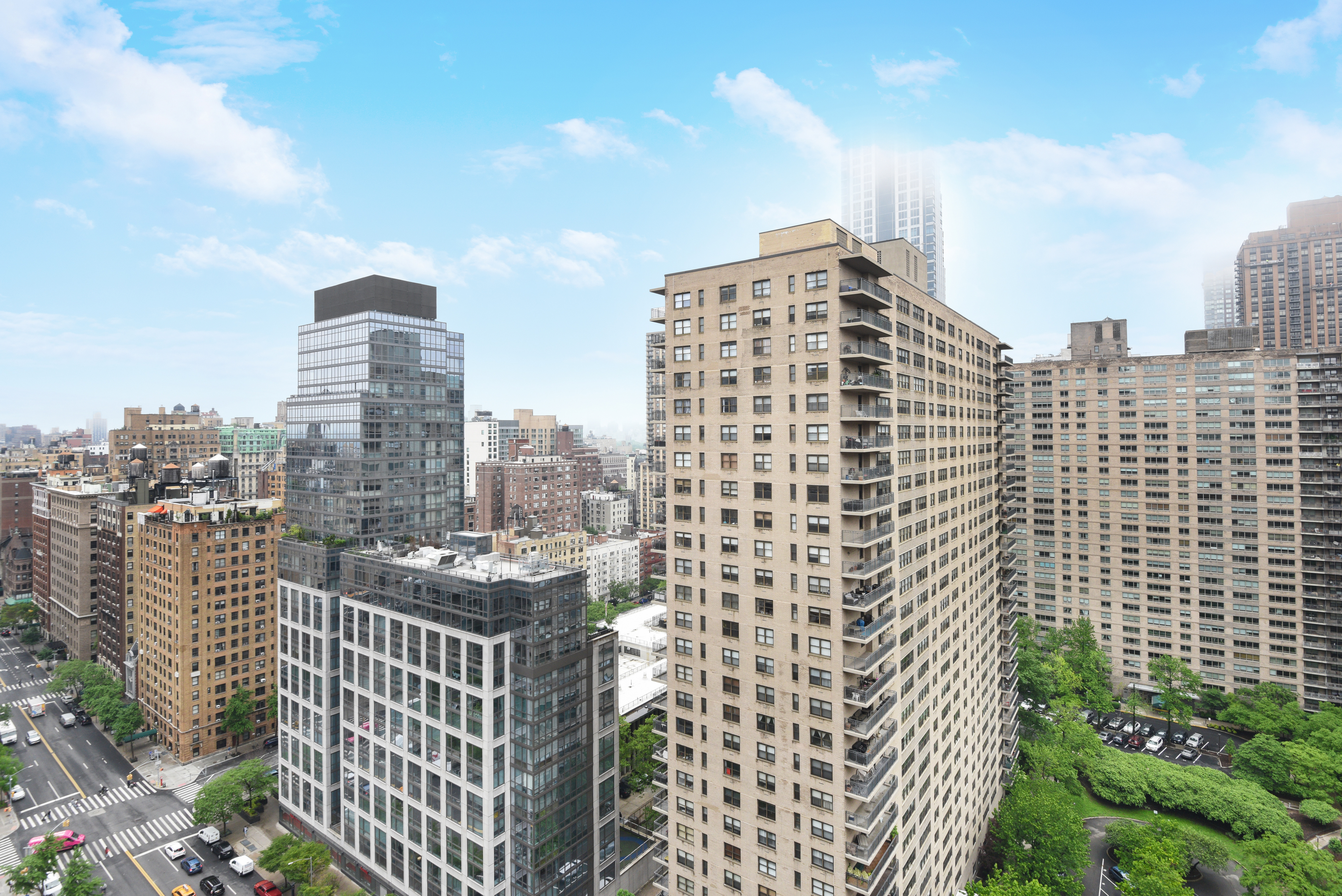 185 West End Avenue, Unit 26J Manhattan, NY 10023 - Photo 10 of 18 a city view with tall buildings