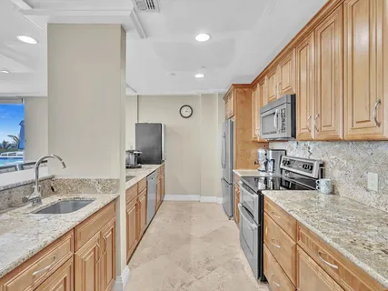 $2,281,000 | 3000 South Ocean Boulevard, Unit 1504, Boca Raton, FL 33432