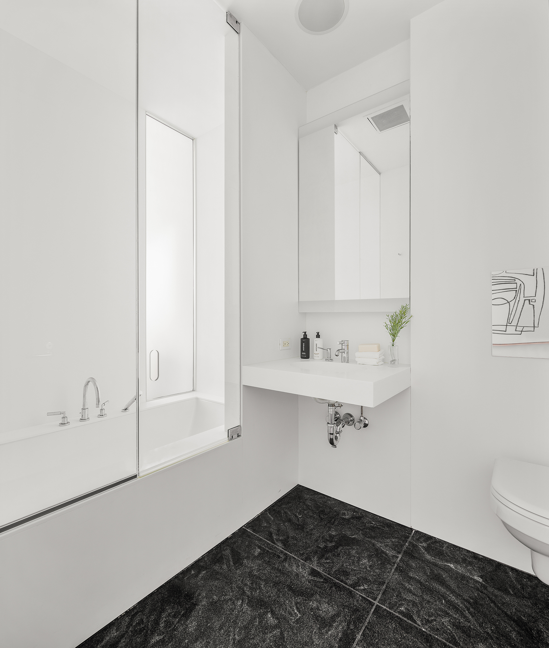 165 Charles Street, Unit 21 Manhattan, NY 10014 - Photo 13 of 17