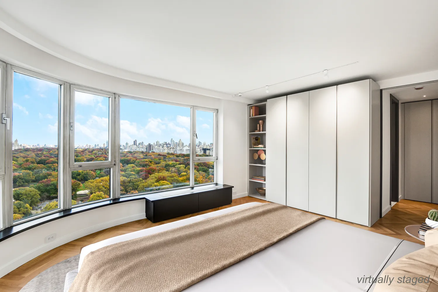 $4,150,000 | 200 Central Park South, Unit 28B | Central Park South