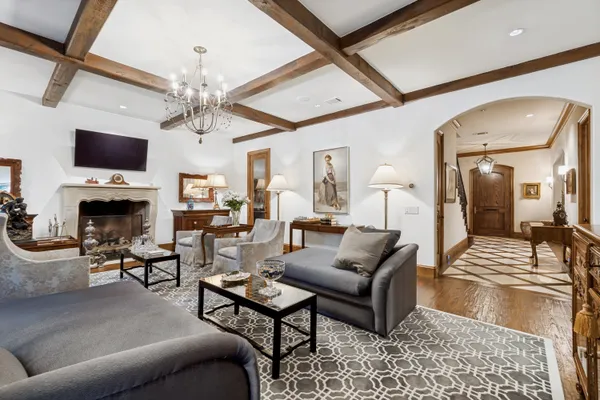 $3,350,000 | 4327 Irving Avenue, Dallas, TX 75219