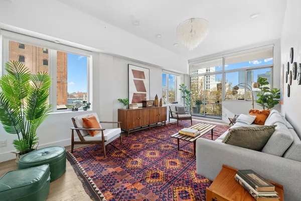 $2,350,000 | 46 South 2nd Street, Unit 3B/P9 | Williamsburg