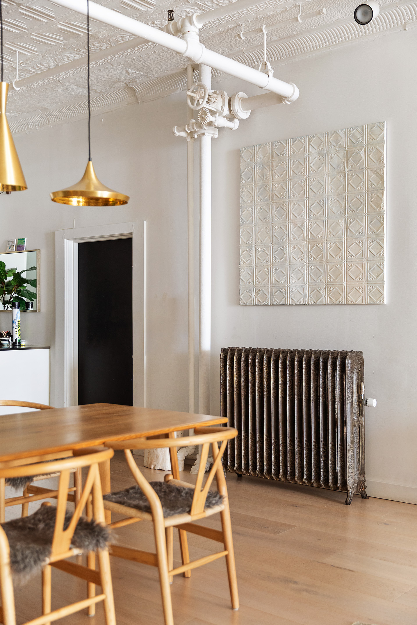 75 Grand Street, Unit 3E Manhattan, NY 10013 - Photo 14 of 20 a view of a balcony with furniture and chandelier