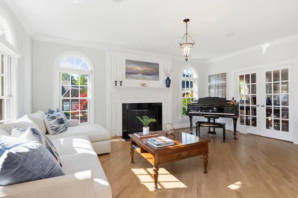 $3,200,000 | 7009 Symphony Court, McLean, VA 22101