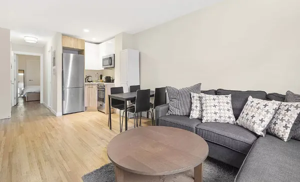 $3,595 | 228 East 81st Street, Unit 5C | Upper East Side