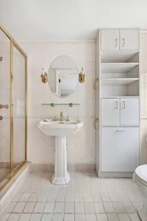 $1,200,000 | 2 Sutton Place South, Unit 7F | Sutton Place