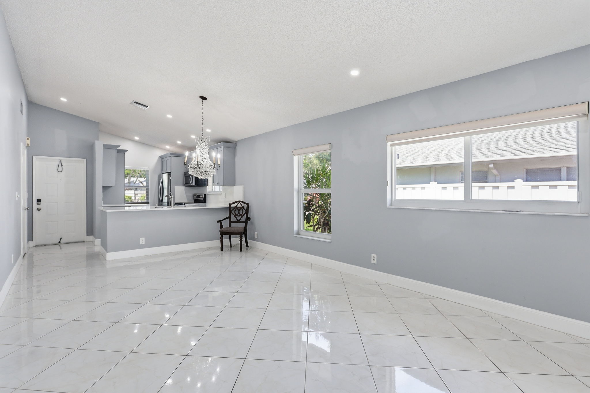 8621 Jasmine Way Boca Raton, FL 33496 - Photo 8 of 25
