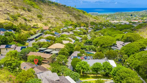 $1,400,000 | 1593 Kalaniuka Circle, Unit 84, Honolulu, HI 96821