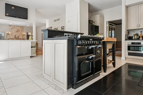 $1,150,000 | 905 Kip Lane, Neshanic Station, NJ 08853