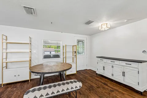$330,000 | 1202 East Annie Street, Tampa, FL 33612