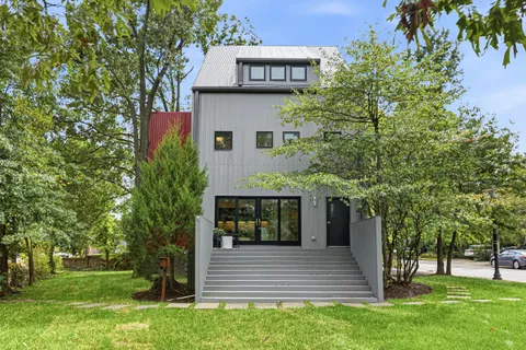 $1,475,000 | 2790 Washington Boulevard, Arlington, VA 22201