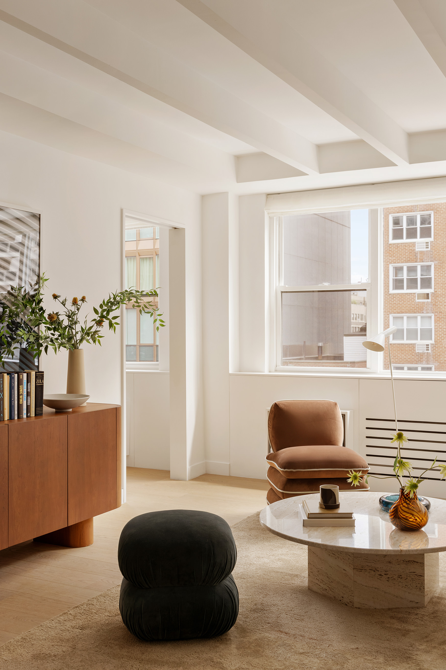32 Gramercy Park South, Unit 8BD Manhattan, NY 10003 - Photo 3 of 20 a bedroom with furniture and a potted plant