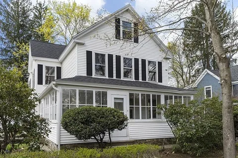 Contact Agent | Elm Court, Maynard, MA 01754