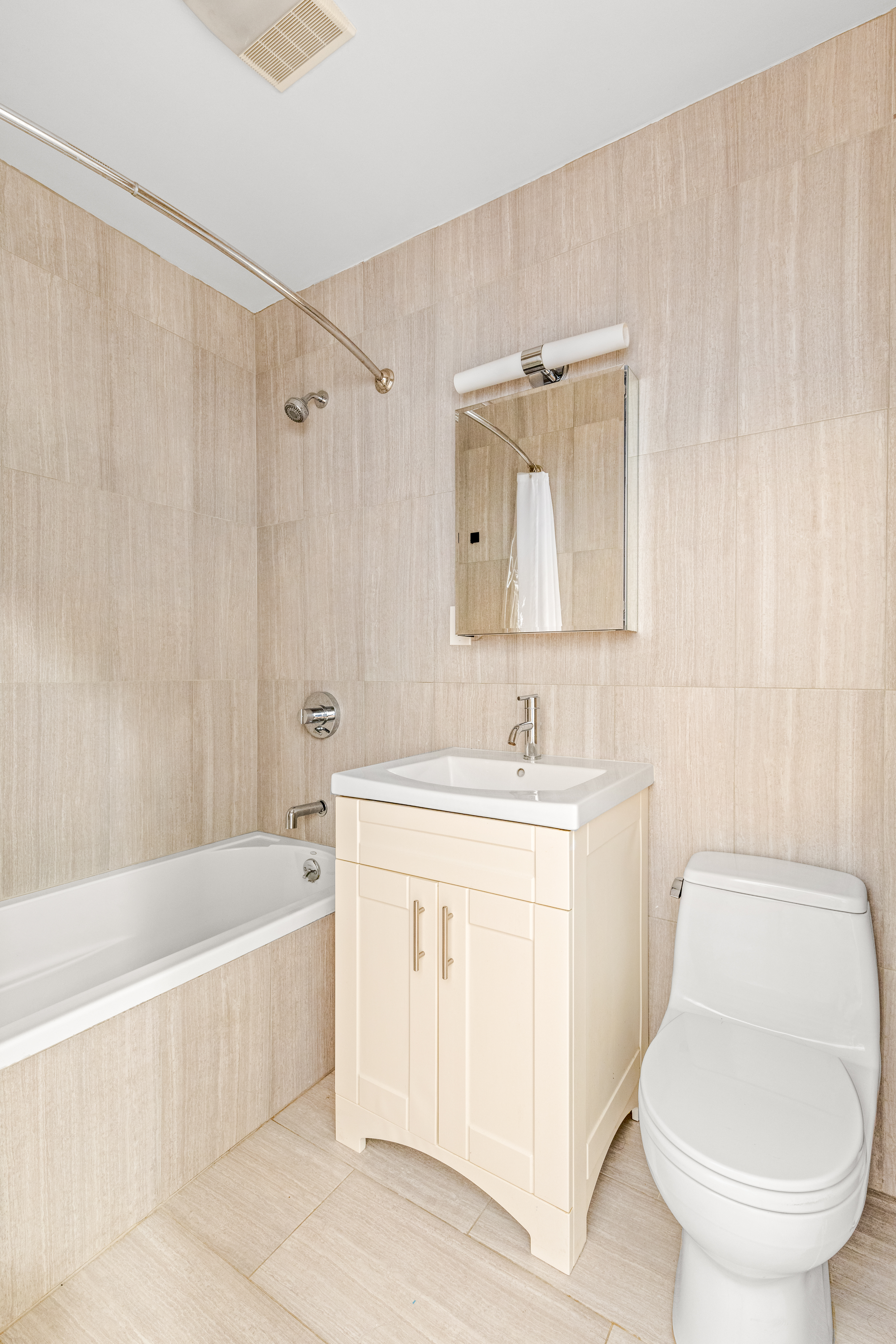 1890 Adam Clayton Powell Jr Boulevard, Unit 6C Manhattan, NY 10026 - Photo 9 of 14