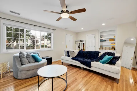 $545,000 | 1545 North Van Dorn Street, Unit A, Alexandria, VA 22304