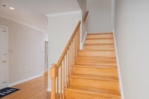 $830,000 | 3726 12th Street South, Arlington, VA 22204