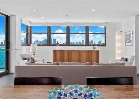 $2,100,000 | 9 Island Avenue, Unit 407, Miami Beach, FL 33139