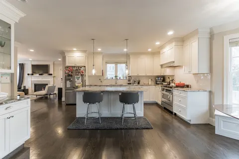 $2,450,000 | 31 Kappius Path, Newton, MA 02459