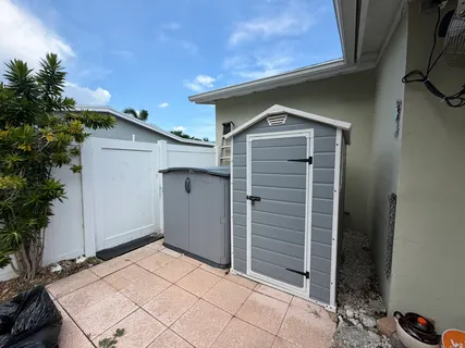 $499,900 | 2061 Southwest 38th Avenue, Fort Lauderdale, FL 33312