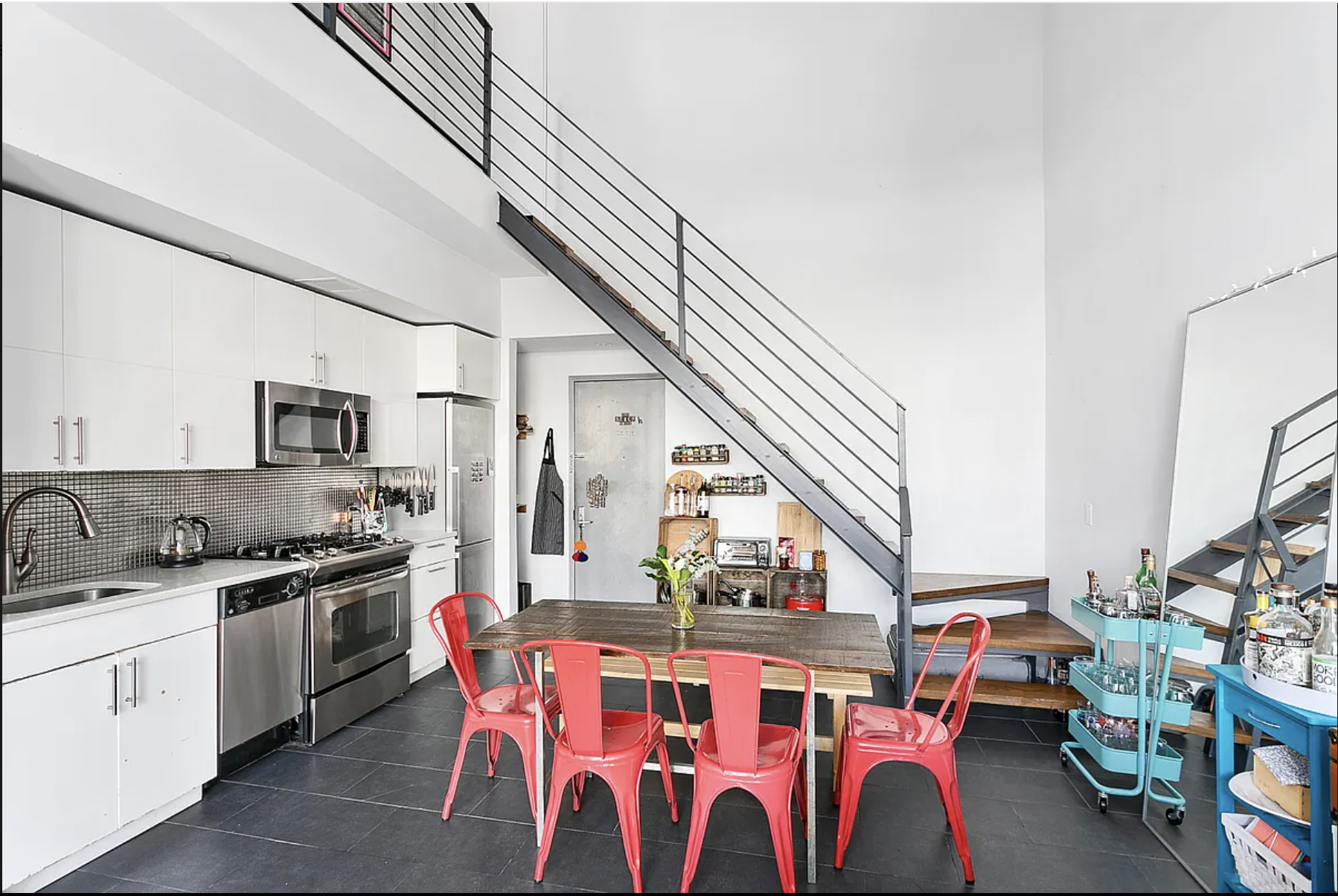 233 Devoe Street, Unit 4B Brooklyn, NY 11211 - Photo 2 of 6