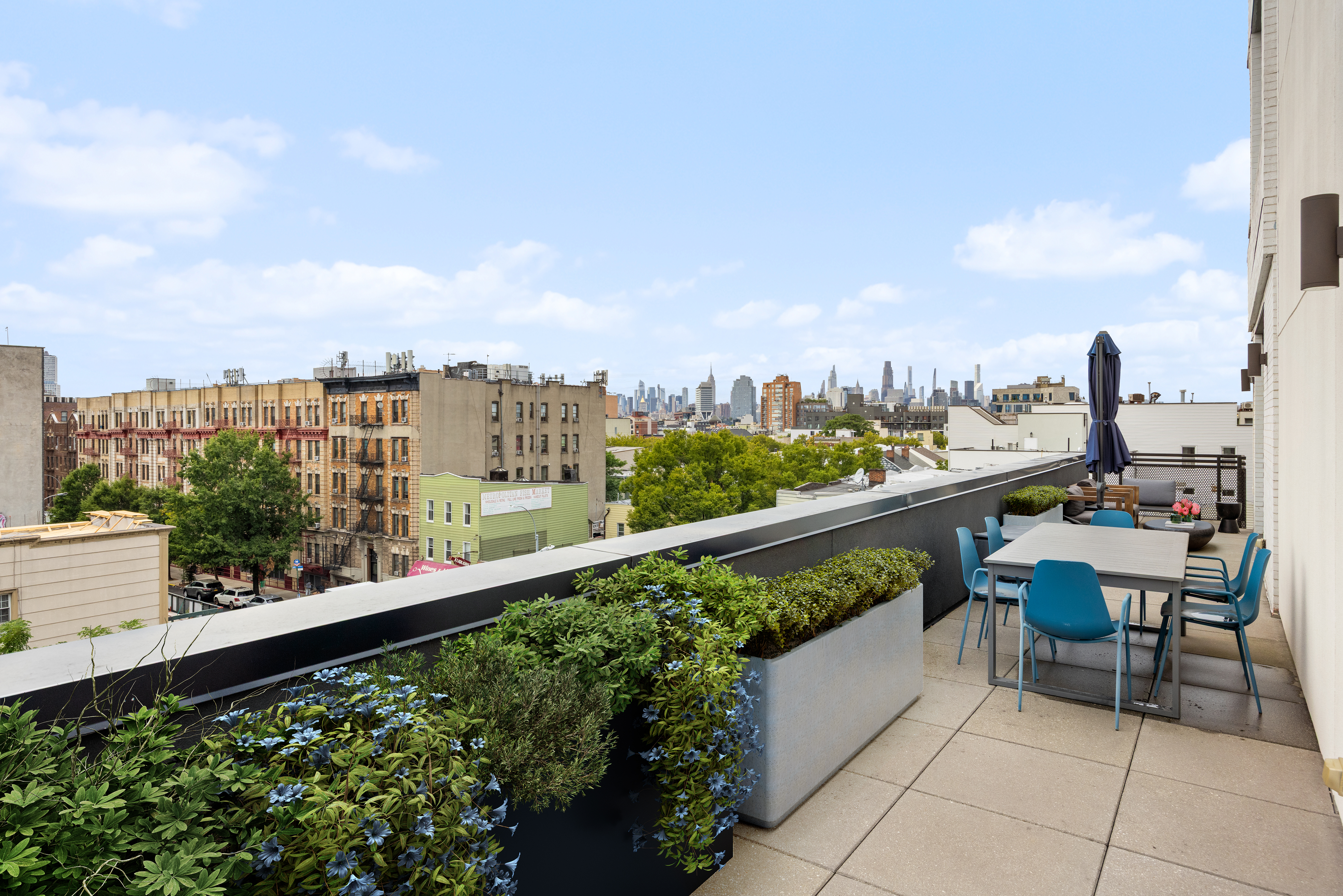 650 Metropolitan Avenue, Unit PH5 Brooklyn, NY 11211 - Photo 2 of 14