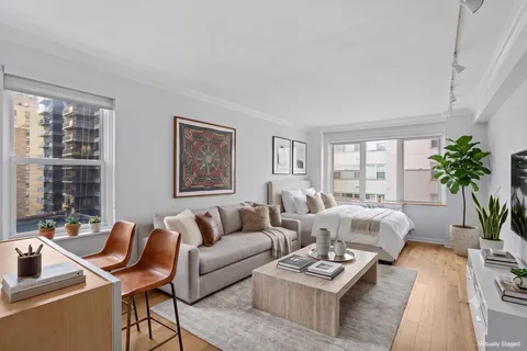 $400,000 | 310 East 49th Street, Unit 9C | Midtown East