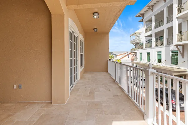 $4,000 | 47 Southwest Osceola Street, Unit UN206, Stuart, FL 34994