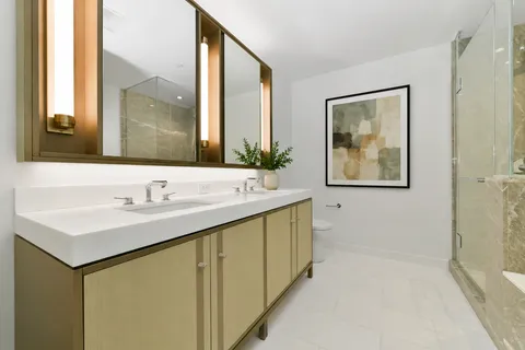 $1,995,000 | 380 Harrison Avenue, Unit 1013, Boston, MA 02118