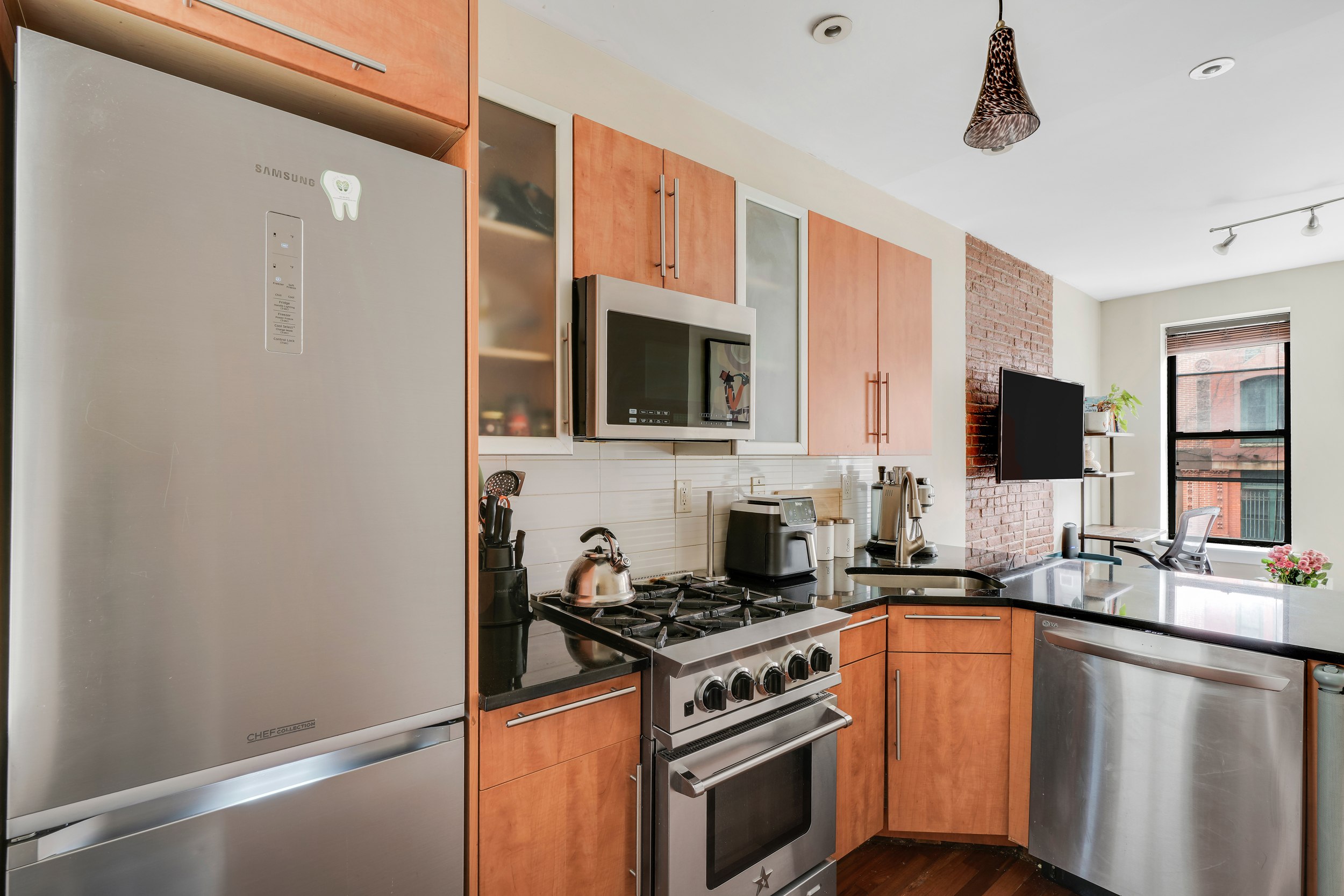 161 West 133rd Street, Unit 2B Manhattan, NY 10030 - Photo 8 of 16
