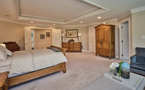 $2,375,000 | 10 Eastburn Drive, New Hope, PA 18938