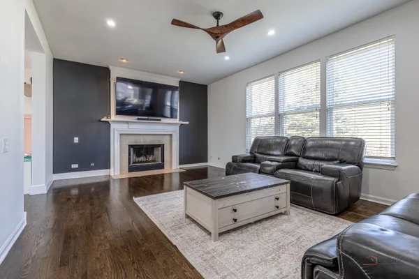 $474,900 | 2212 Baxter Court, Elgin, IL 60123