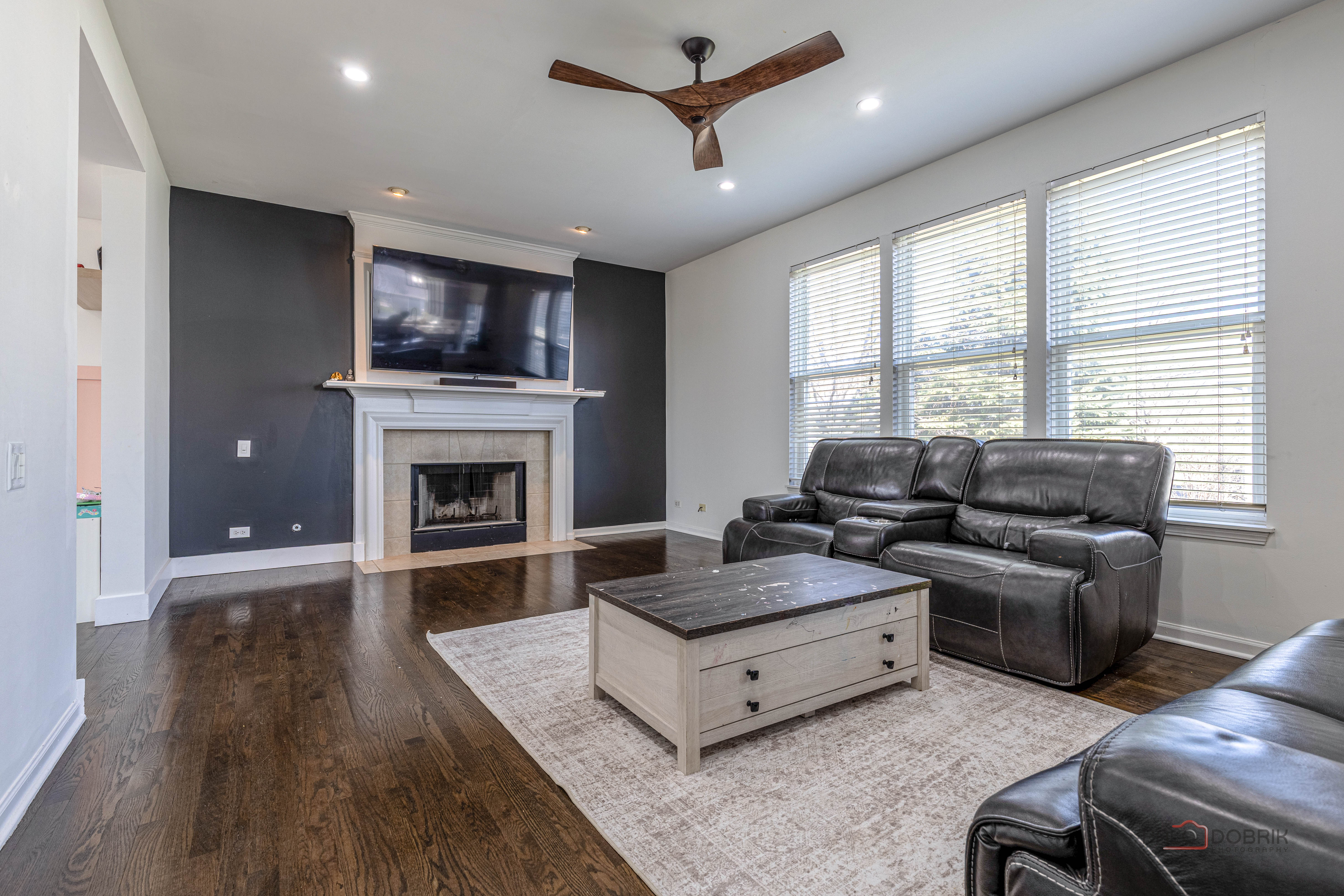 2212 Baxter Court Elgin, IL 60123 - Photo 9 of 46