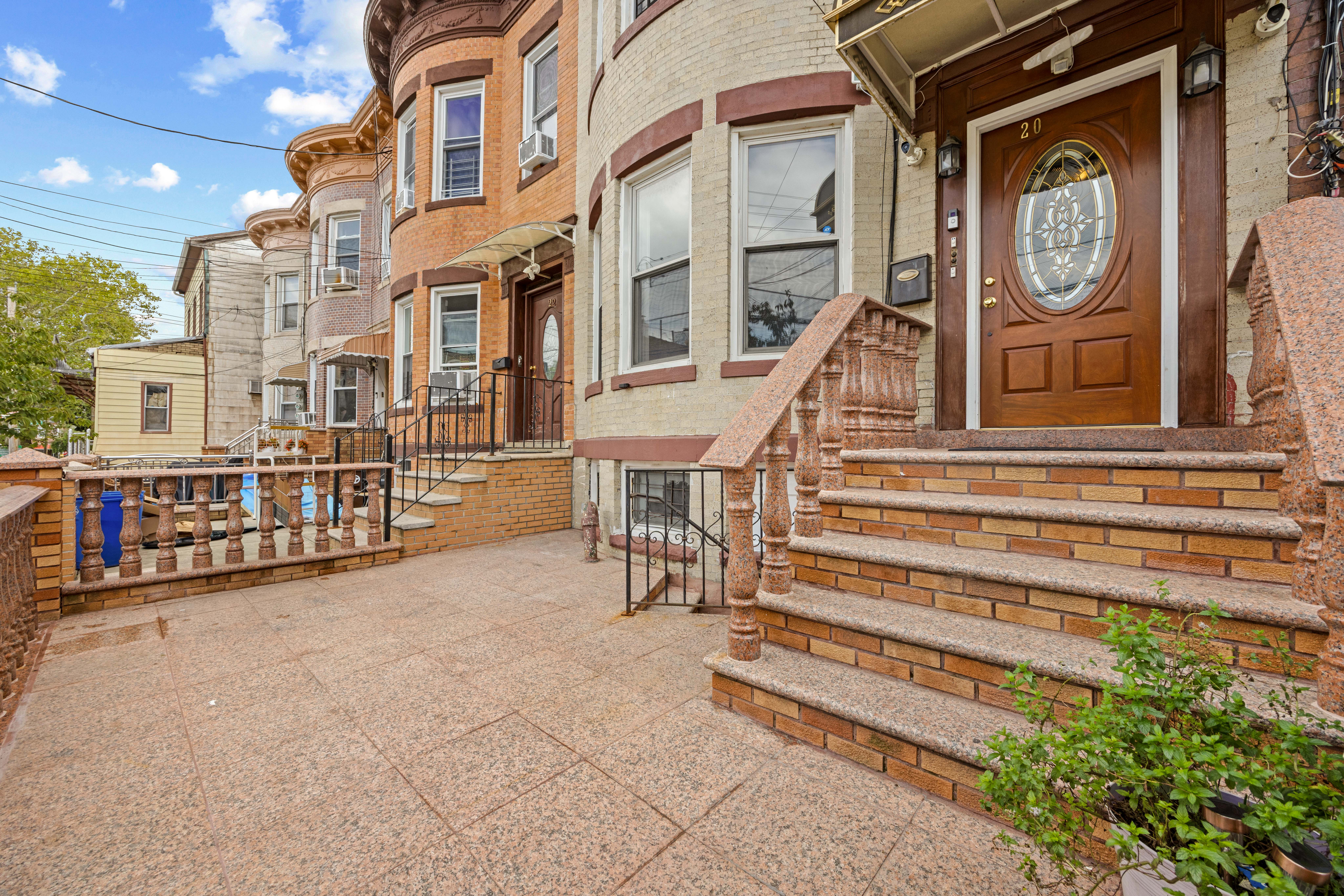 20 Danforth Street Brooklyn, NY 11208 - Photo 2 of 27 Gallery Image 2