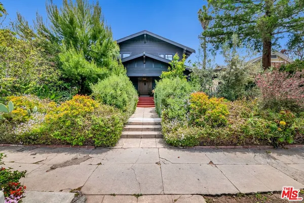 $1,588,000 | South Bronson Avenue, Los Angeles, CA 90019