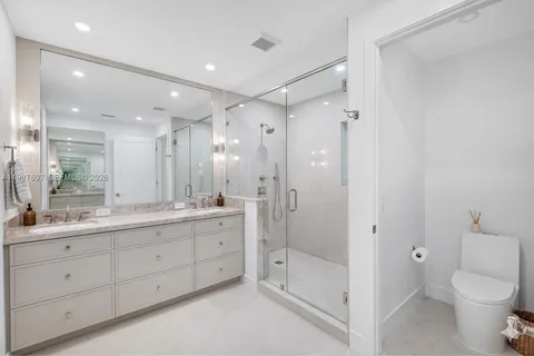 $2,750,000 | 10235 Southwest 58th Court, Pinecrest, FL 33156