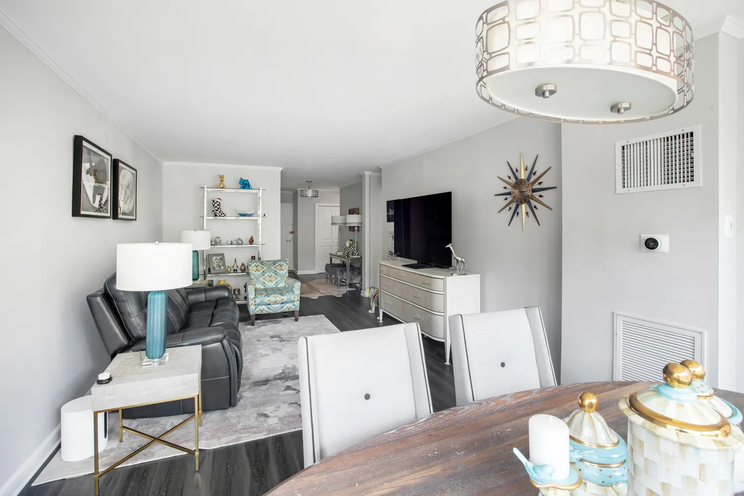 $849,000 | 44 West 62nd Street, Unit 2F | Upper West Side