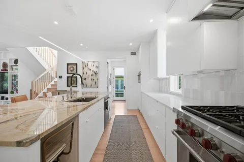 Contact Agent | 304 Quackenbos Street Northwest, Washington, DC 20011