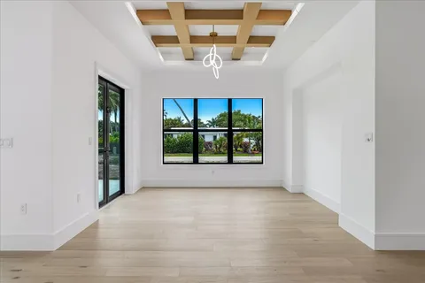 $2,999,000 | 2200 11th Street North, Naples, FL 34103