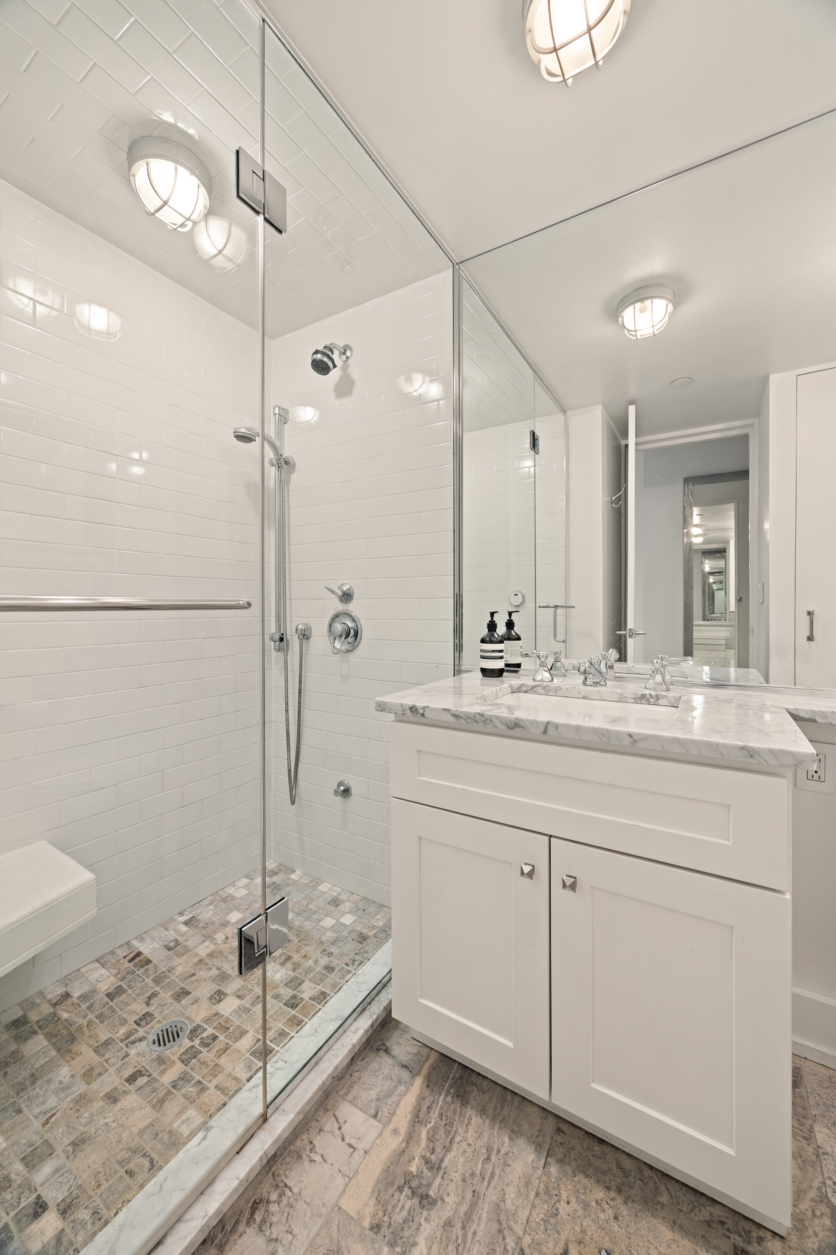 114 West 27th Street, Unit 4S Manhattan, NY 10001 - Photo 15 of 17 Gallery Image 15